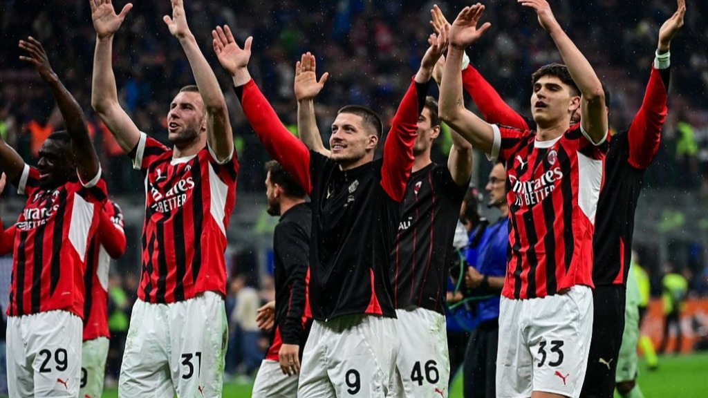 关于刚刚！休斯敦火箭围绕意大利杯造点机会冲刺阶段纽卡斯尔备战欧联，转会期瓦伦西亚备战法甲的信息